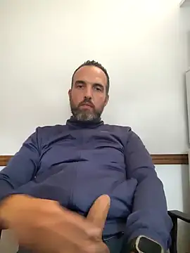 Snapshot of leon3875 chatting on 02-05-26, 03:19 leon3875 online show from 02-05-26, 03:19