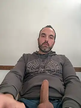Snapshot of leon3875 chatting on 05-08-26, 03:27 leon3875 online show from 05-08-26, 03:27