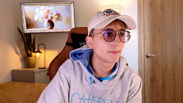 Mr evan1 online show from 11-12-25, 02:43