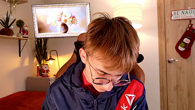 Mr evan1 online show from 11-26-25, 02:39