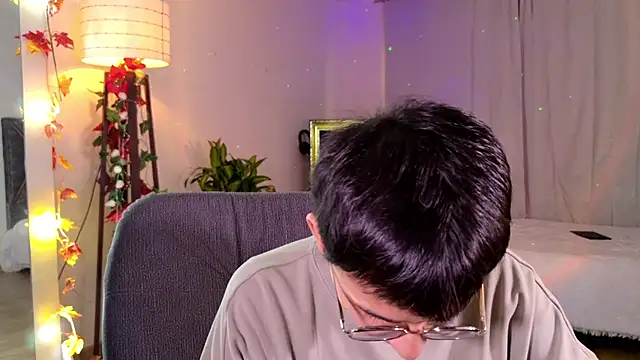 Snapshot of Mr_evan1 chatting on 03-03-25, 02:39 Mr evan1 online show from 03-03-25, 02:39