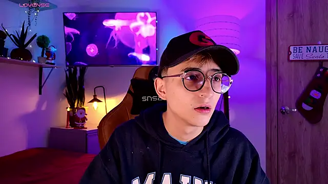 Mr evan1 online show from 11-28-25, 06:30