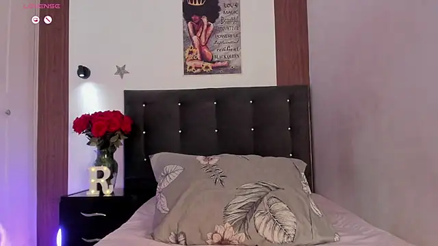 Reina Love2 online show from 01-08-26, 01:44