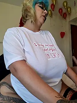 Escarlate4you  online show from 02-13-26, 10:04