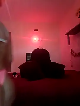 Snapshot of Escarlate4you_ chatting on 09-20-25, 11:37 Escarlate4you  online show from 09-20-25, 11:37