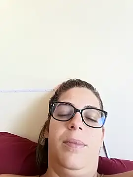 Snapshot of Escarlate4you_ chatting on 02-23-25, 12:27 Escarlate4you  online show from 02-23-25, 12:27