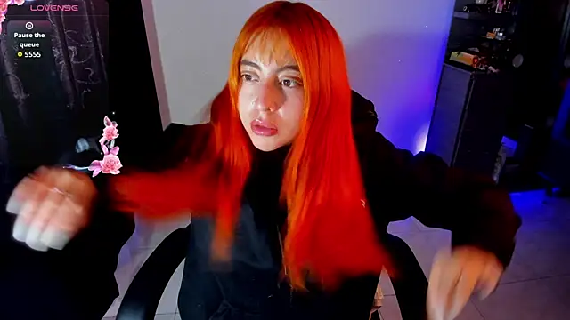 Violetaarey online show from 06-18-26, 07:08