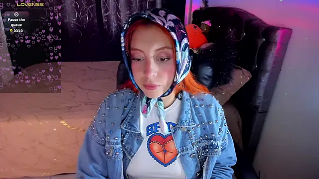 Violetaarey online show from 04-23-26, 09:38
