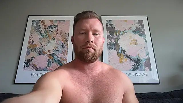 Snapshot of swekingxx chatting on 05-25-26, 02:05 swekingxx online show from 05-25-26, 02:05