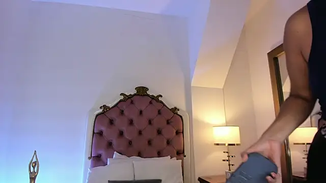 Mara Betancurt online show from 03-11-26, 03:22