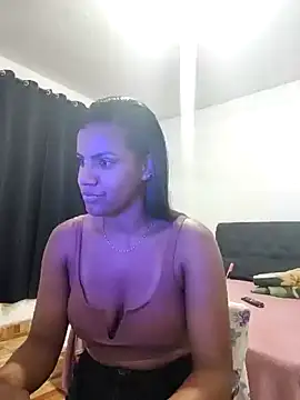 Bella Anjoss online show from 01-22-25, 03:09