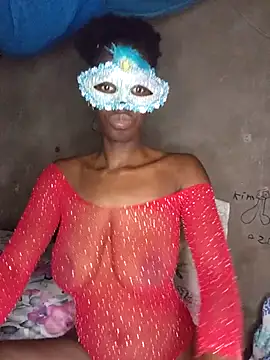 Snapshot of lachilena027 chatting on 10-30-25, 01:59 lachilena027 online show from 10-30-25, 01:59