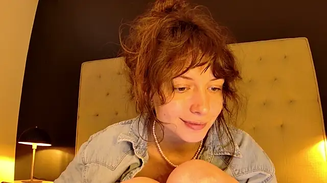 Snapshot of sun_place chatting on 03-24-26, 10:04 sun place online show from 03-24-26, 10:04