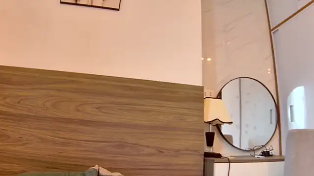 sun place online show from 10-27-25, 02:34