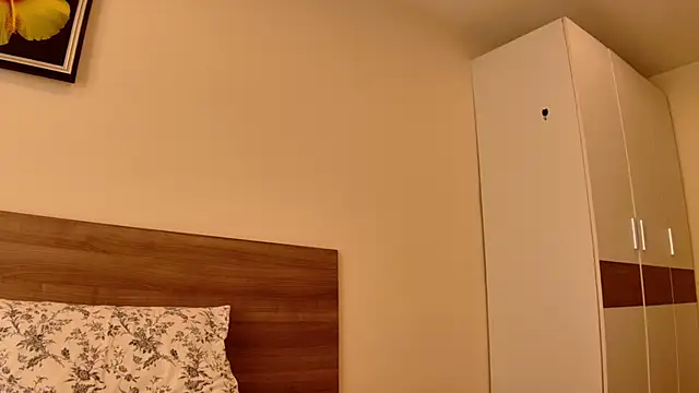 sun place online show from 03-18-25, 03:23