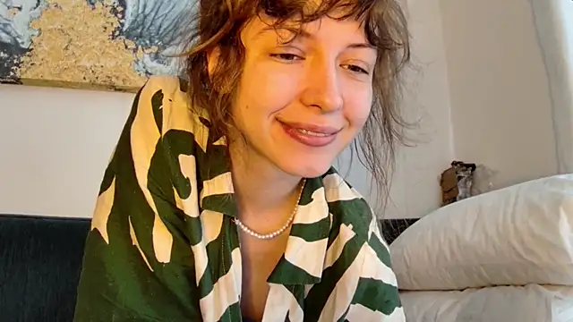 Snapshot of sun_place chatting on 03-21-26, 05:19 sun place online show from 03-21-26, 05:19