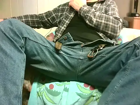 Snapshot of Giulio35_Pika chatting on 01-17-26, 05:05 Giulio35 Pika online show from 01-17-26, 05:05