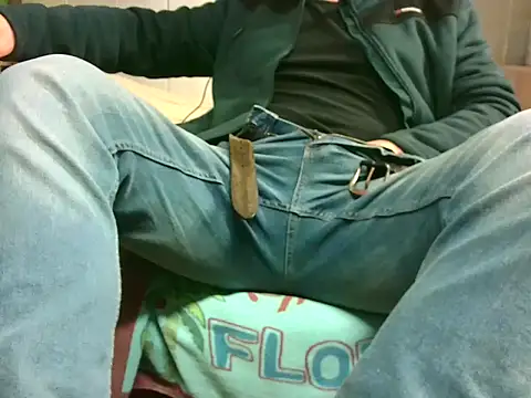 Giulio35 Pika online show from 03-22-26, 06:20