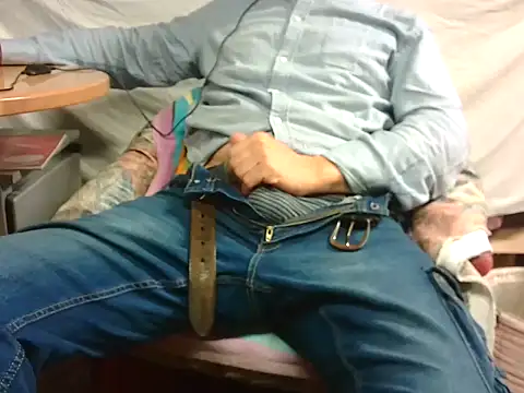 Giulio35 Pika online show from 12-20-25, 05:54