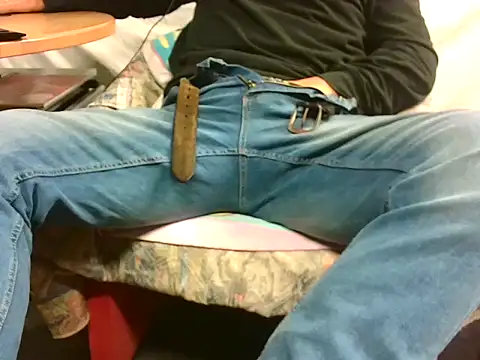 Giulio35 Pika online show from 11-05-25, 05:27