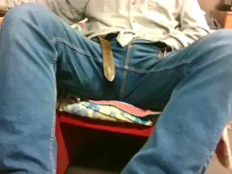 Snapshot of Giulio35_Pika chatting on 02-10-26, 05:45 Giulio35 Pika online show from 02-10-26, 05:45