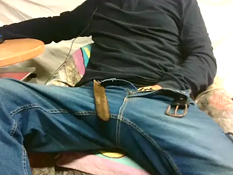 Giulio35 Pika online show from 10-31-25, 06:10