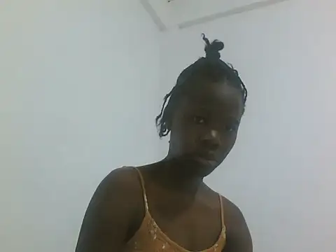 Snapshot of hey_its_andreana chatting on 06-12-26, 08:45 hey its andreana online show from 06-12-26, 08:45