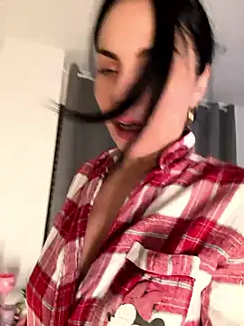 KimKelly13 online show from 01-07-26, 07:57