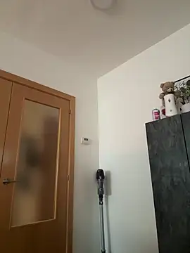 KimKelly13 online show from 11-02-25, 09:47