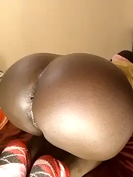 Snapshot of Misskhalifa_ chatting on 03-05-26, 11:10 Misskhalifa online show from 03-05-26, 11:10