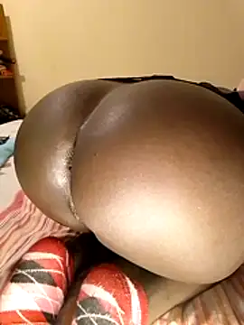 Snapshot of Misskhalifa_ chatting on 02-24-26, 12:11 Misskhalifa online show from 02-24-26, 12:11