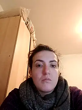 LadyMinnie online show from 11-13-25, 05:17