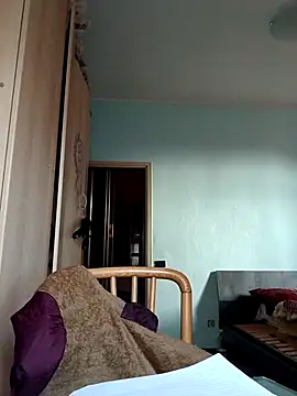 LadyMinnie online show from 11-12-25, 02:43