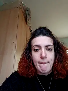 LadyMinnie online show from 10-25-25, 03:34