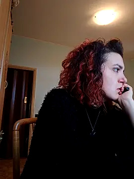 LadyMinnie online show from 10-30-25, 01:31