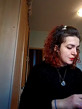 LadyMinnie online show from 10-28-25, 10:36