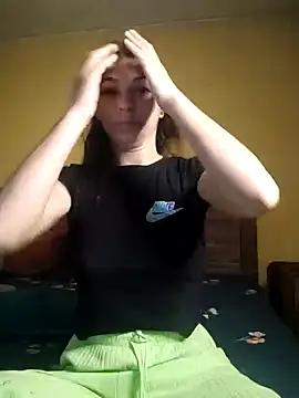 Snapshot of AntoniaHottie chatting on 06-12-26, 08:45 AntoniaHottie online show from 06-12-26, 08:45