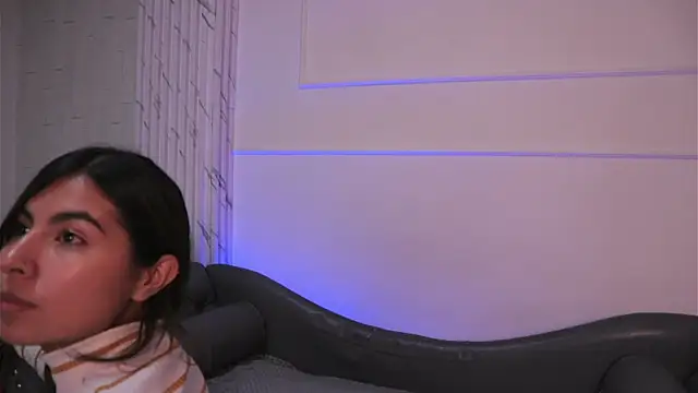 ShelleyMorell online show from 10-10-25, 02:51