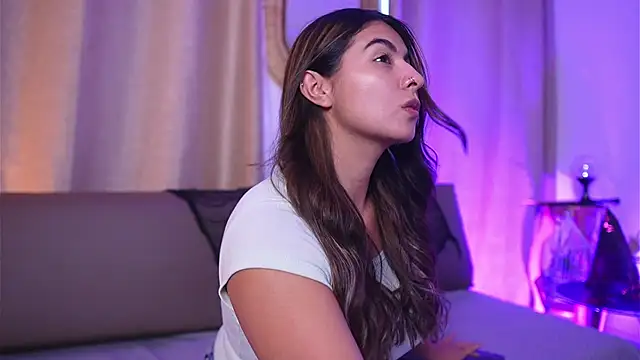 ShelleyMorell online show from 10-22-25, 02:49