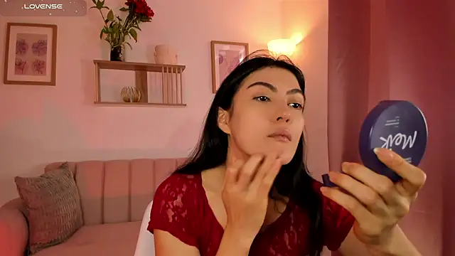 Snapshot of Lilabril chatting on 07-02-26, 02:45 Lilabril online show from 07-02-26, 02:45