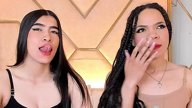 siara and zoe online show from 12-18-25, 10:57