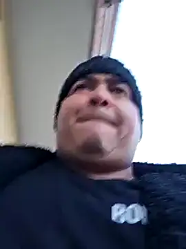 Snapshot of gordito_xx chatting on 03-17-25, 06:40 gordito xx online show from 03-17-25, 06:40
