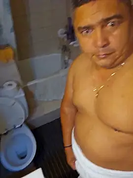 Snapshot of gordito_xx chatting on 10-20-25, 05:31 gordito xx online show from 10-20-25, 05:31
