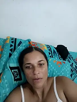 Snapshot of GiveLove1 chatting on 09-15-25, 04:13 GiveLove1 online show from 09-15-25, 04:13