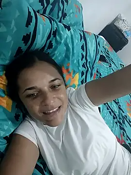 Snapshot of GiveLove1 chatting on 09-10-25, 09:25 GiveLove1 online show from 09-10-25, 09:25