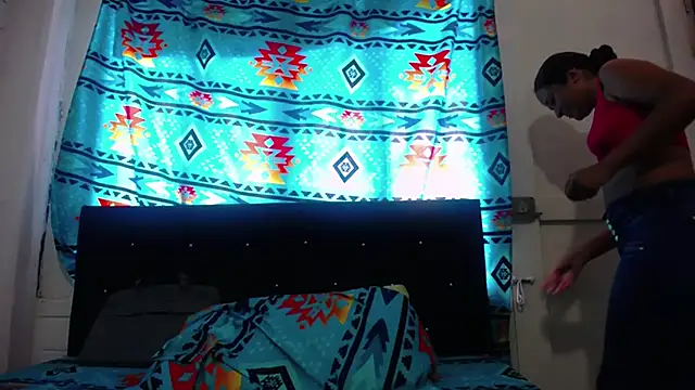 Snapshot of GiveLove1 chatting on 02-20-25, 03:30 GiveLove1 online show from 02-20-25, 03:30