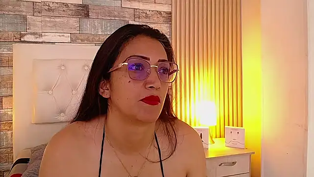 dayana mendoza69 online show from 12-02-25, 03:03