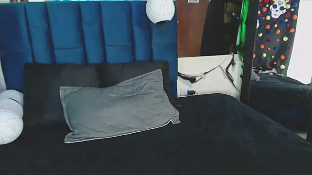 alba sex10 online show from 10-31-25, 11:51