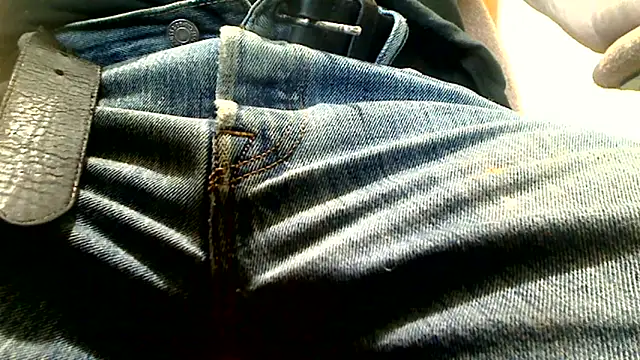 markluvskitty online show from 10-06-25, 12:17