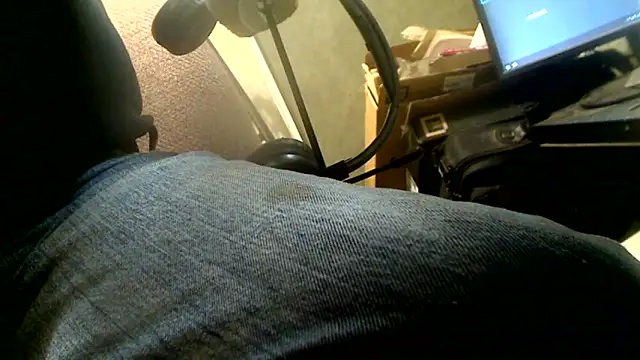 markluvskitty online show from 09-29-25, 12:11